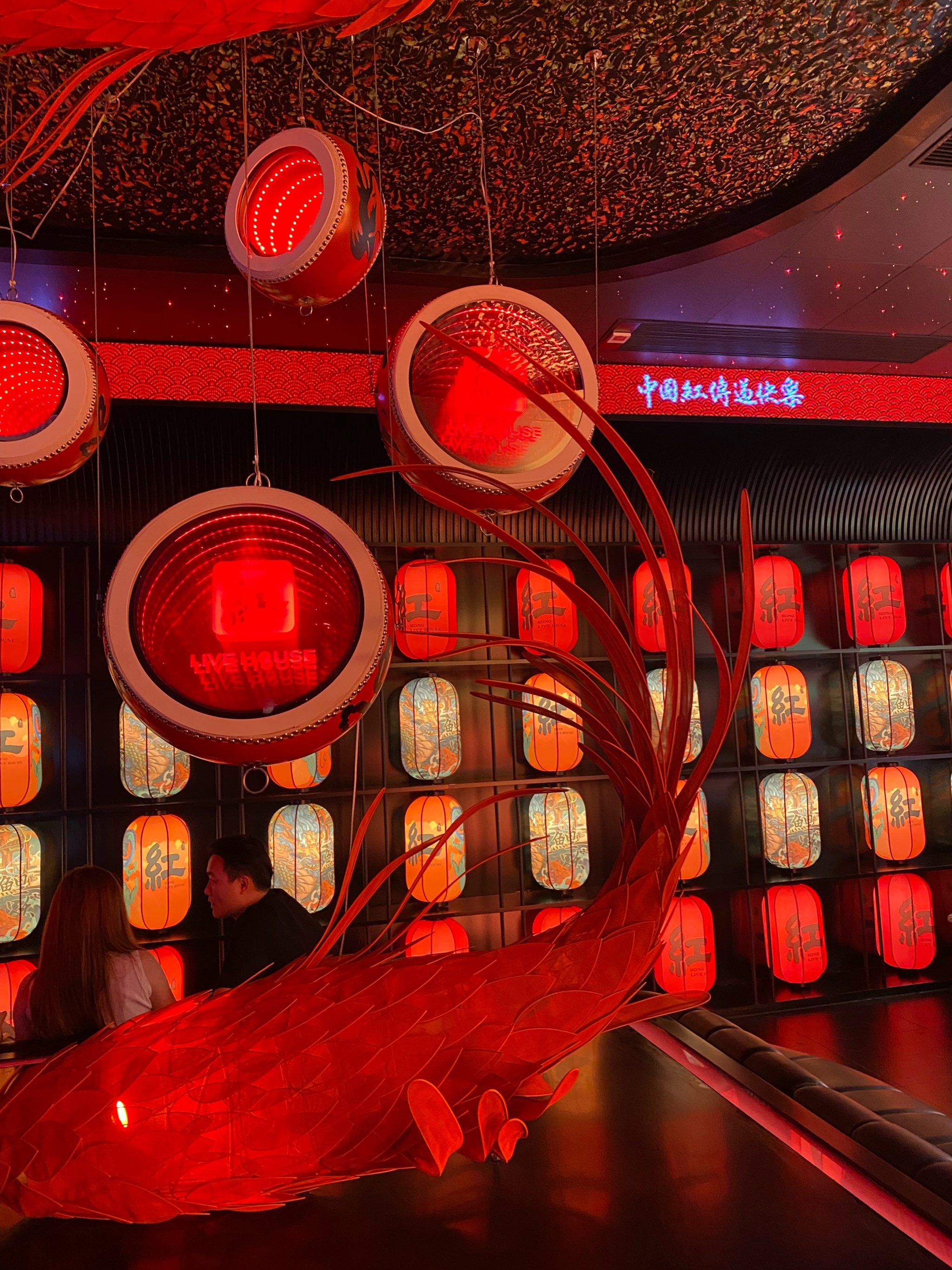 张家界商务ktv与片场区别解析-永定区ktv预订